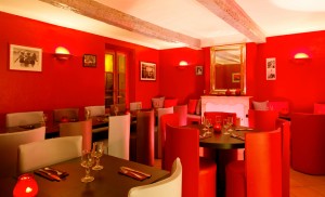Salle de repas dédié aux évènements privés - restaurant la Spaghetta Grimaud